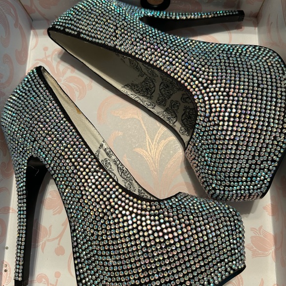 Iridescent Rhinestone Stacked Heels - Picture 2 of 8